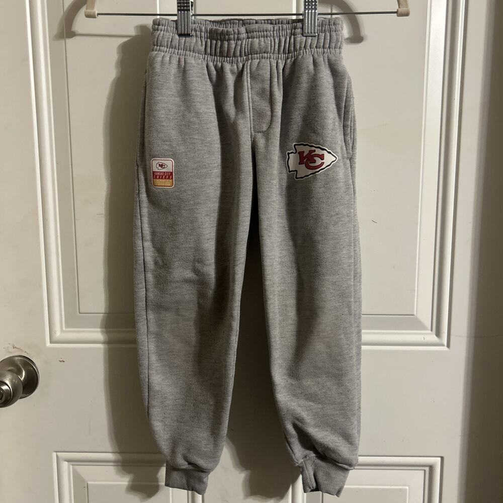 NFL Team Apparel Kansas City Sweat Pants Boys Size 5-6